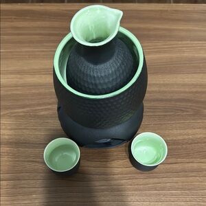 Black and Green Japanese Textured Saki Set